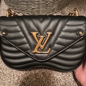 100% AUTHENTIC Louis Vuitton New Wave Chain Bag PM